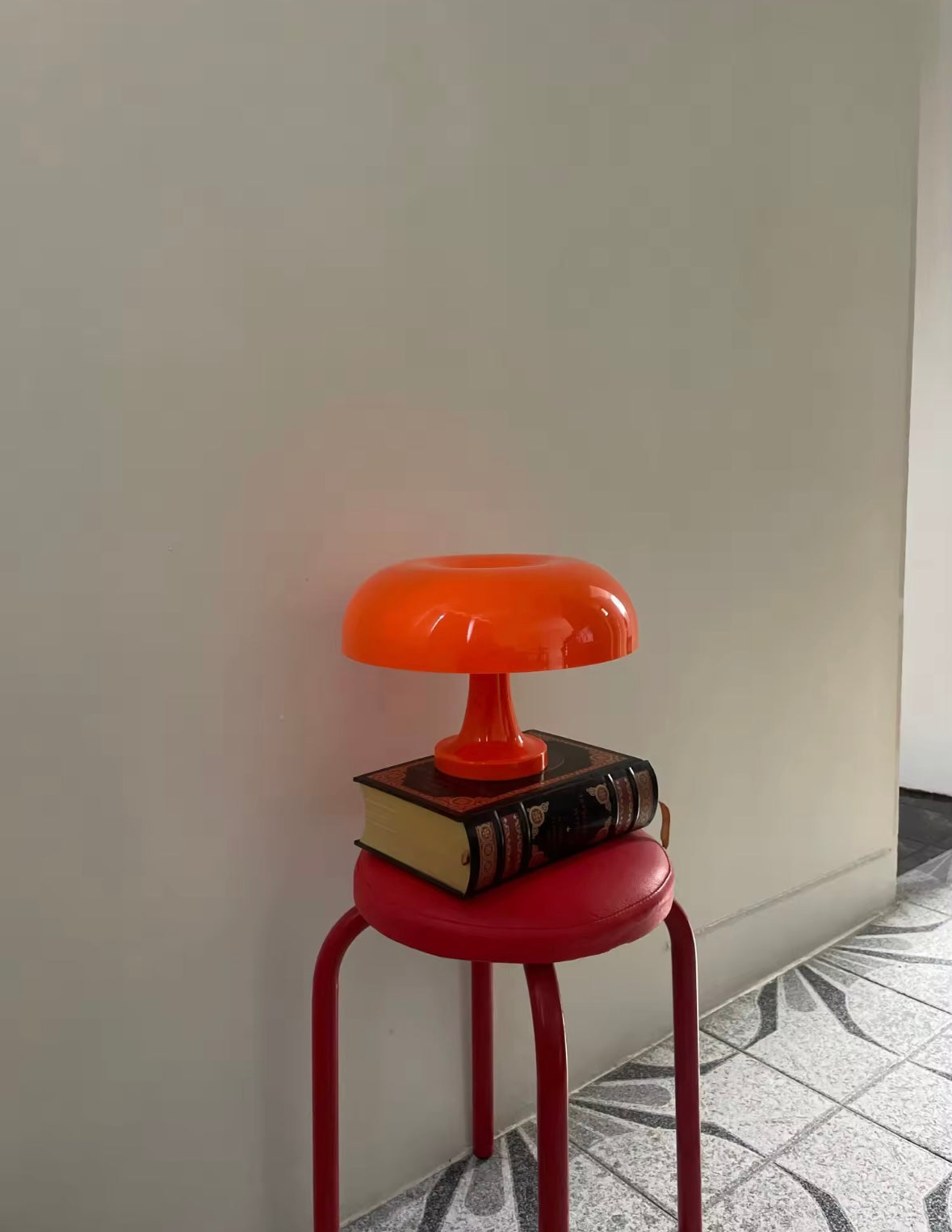 Bauhaus Glow - Bordslampa