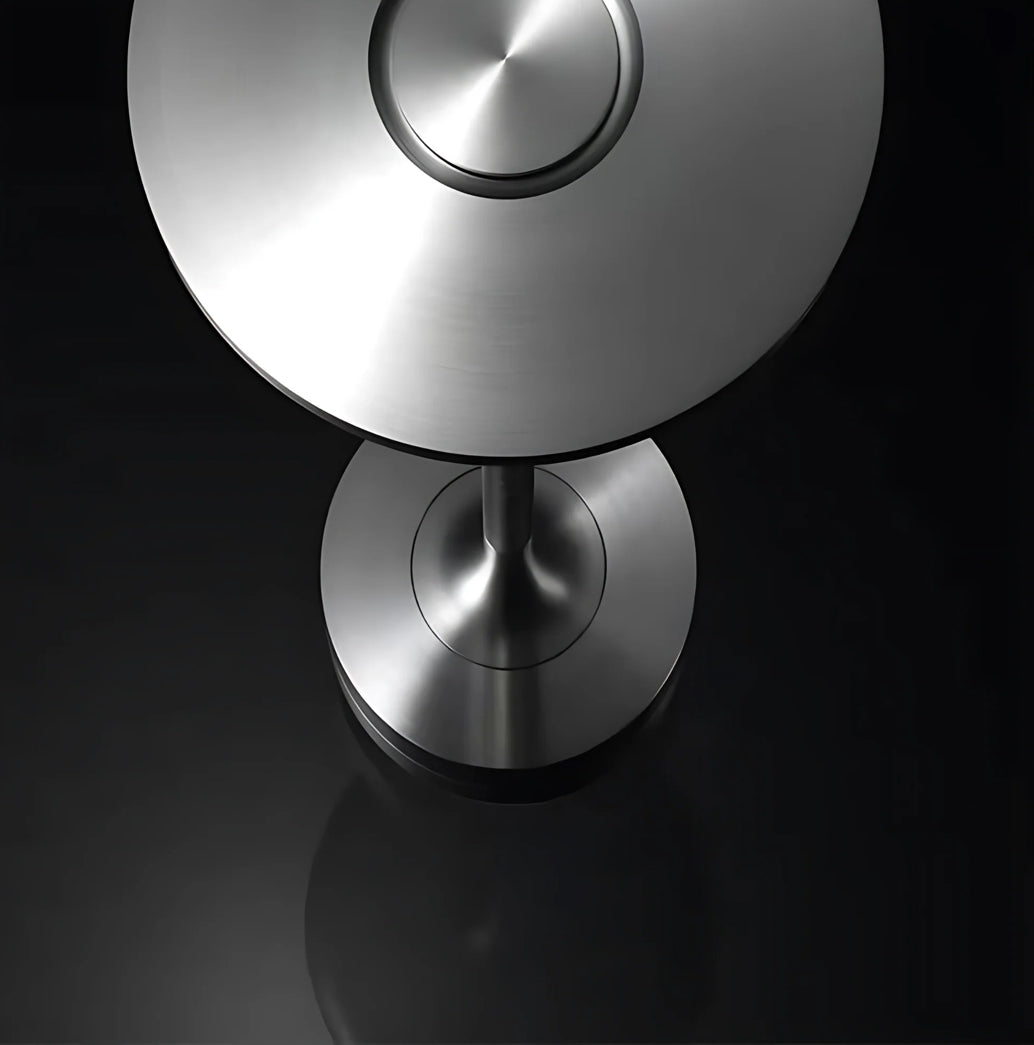 Bordslampa Steal  - Portabel - batteridriven  4000mAH